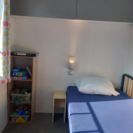 Mobil-home Avec Vue Sur *