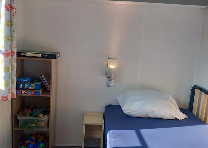 Mobil-home Avec Vue Sur *